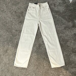 NWTs Levi ribcage straight ankle jeans